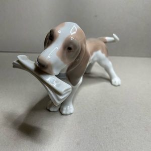 Llardo Morning Delivery 6398 Porcelain Dog 1998 5x7 Spain Retired 2001